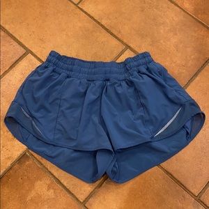 COPY - Lululemon Hotty Hot Short II 2.5” RARE COL…